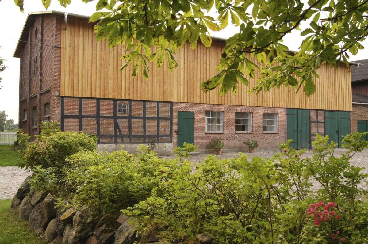Weisse Kate Gut Priesholz Villa Rabenholz Exterior photo